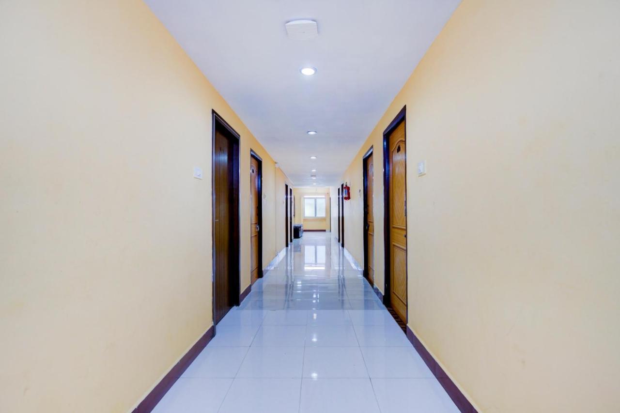 Oyo Flagship Amutha Residency Hotel Csennai Kültér fotó