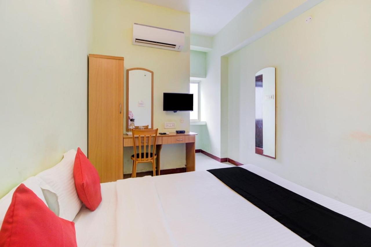 Oyo Flagship Amutha Residency Hotel Csennai Kültér fotó