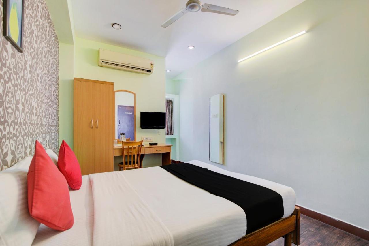 Oyo Flagship Amutha Residency Hotel Csennai Kültér fotó