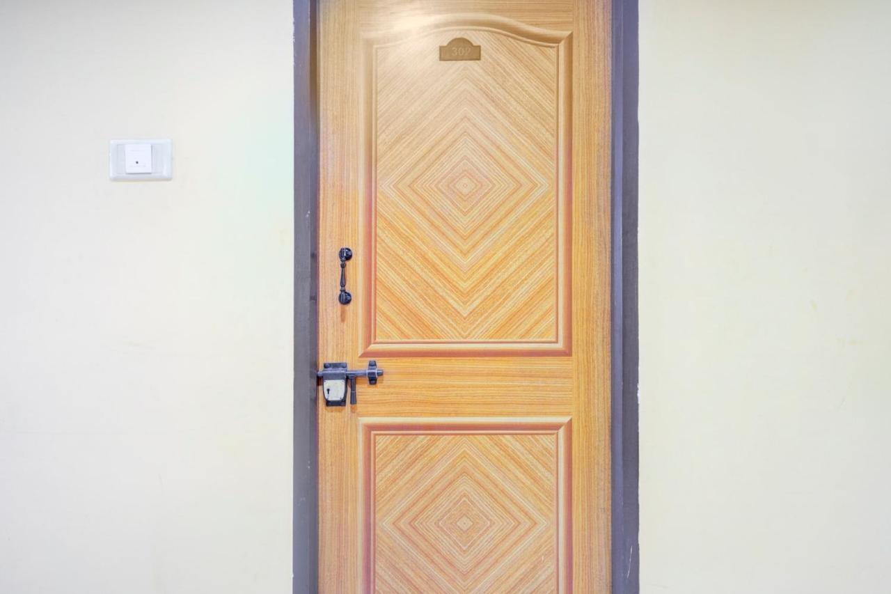 Oyo Flagship Amutha Residency Hotel Csennai Kültér fotó