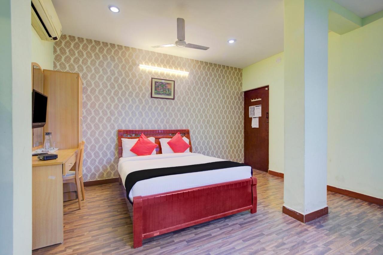 Oyo Flagship Amutha Residency Hotel Csennai Kültér fotó