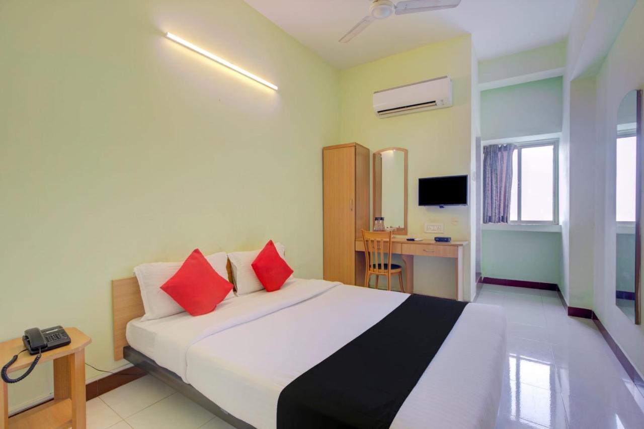 Oyo Flagship Amutha Residency Hotel Csennai Kültér fotó