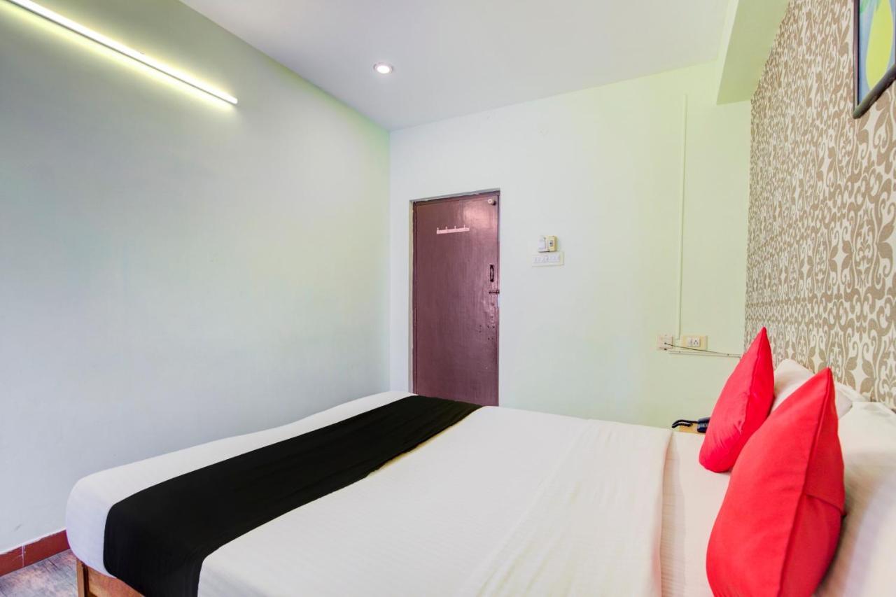 Oyo Flagship Amutha Residency Hotel Csennai Kültér fotó